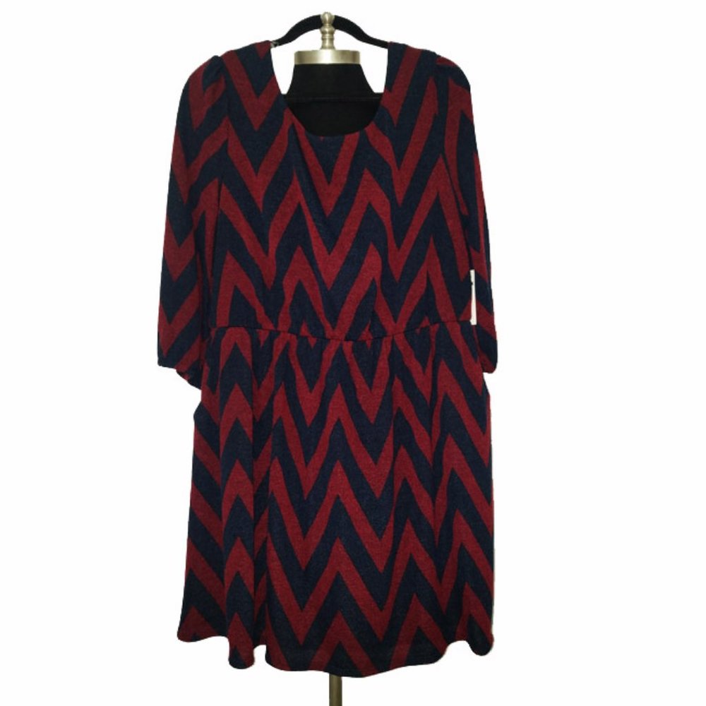 NWT Chevron Puff Sleeve Elastic Waist Dress 2X